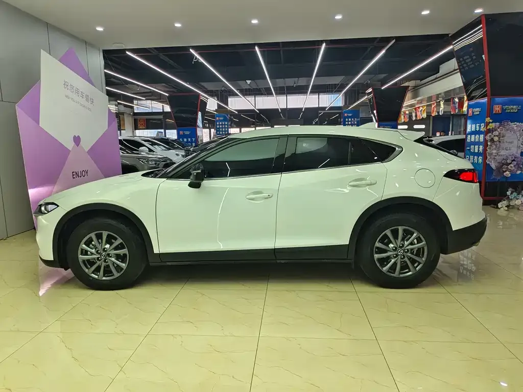 Mazda CX-4 2023 из CN, фото 5
