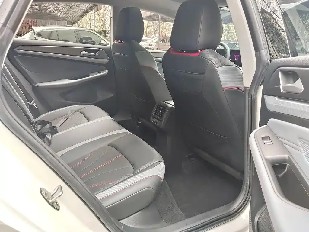 Volkswagen Lamando 2022 из CN, фото 3