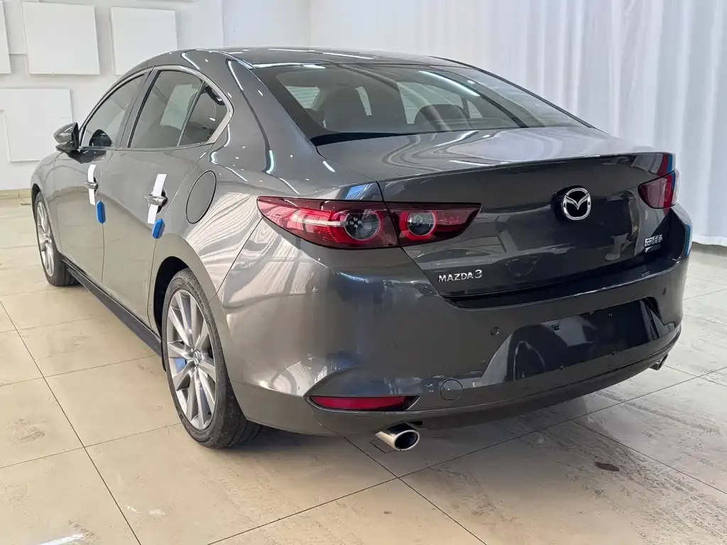 Mazda 3 Axela 2021 из CN, фото 3