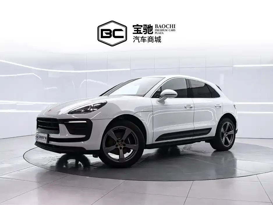 Porsche Macan — фото 1