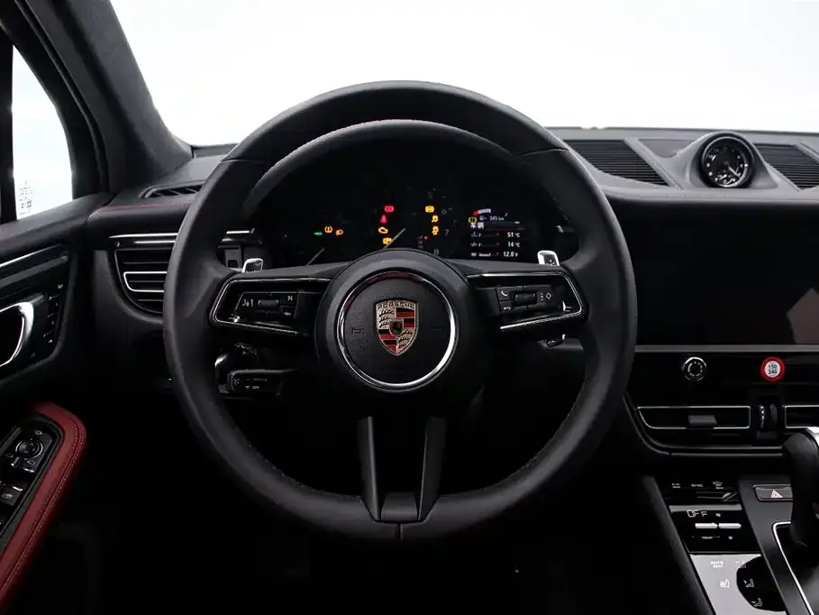 Porsche Macan — фото 10