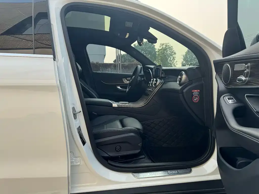 Mercedes-Benz GLC 2022 из CN, фото 2