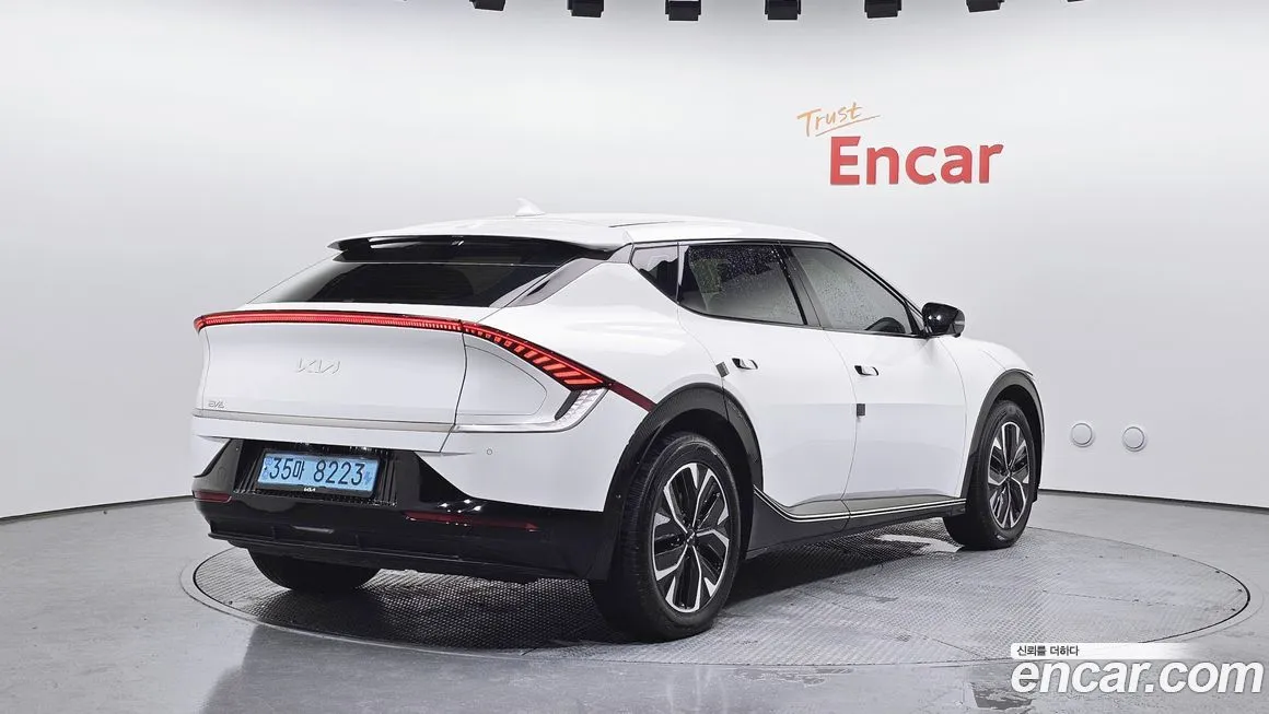 Kia EV6 — фото 3