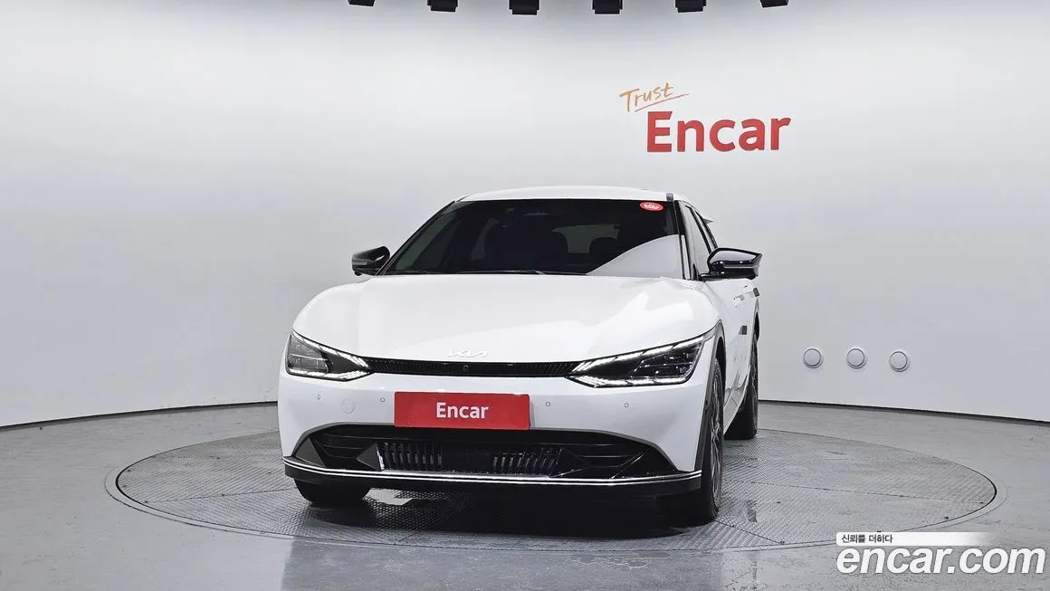 Kia EV6 — фото 2