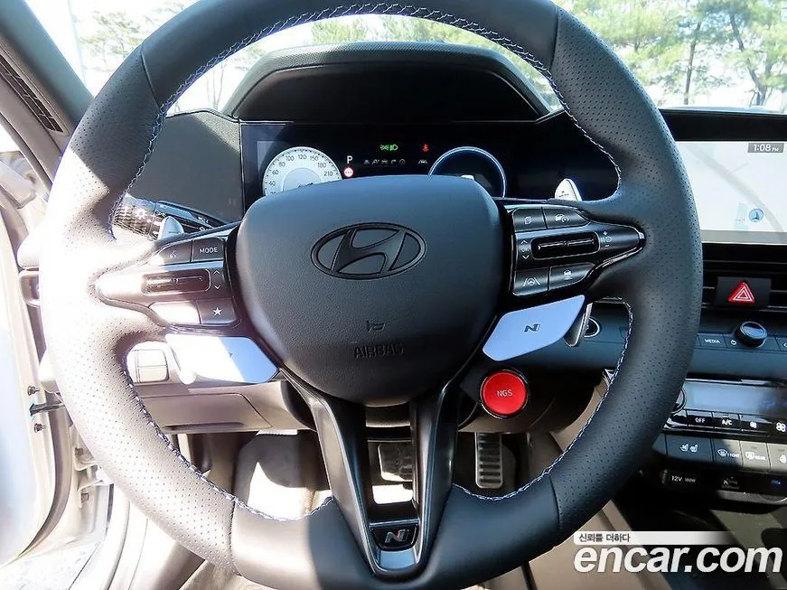 Hyundai AVANTE — фото 8