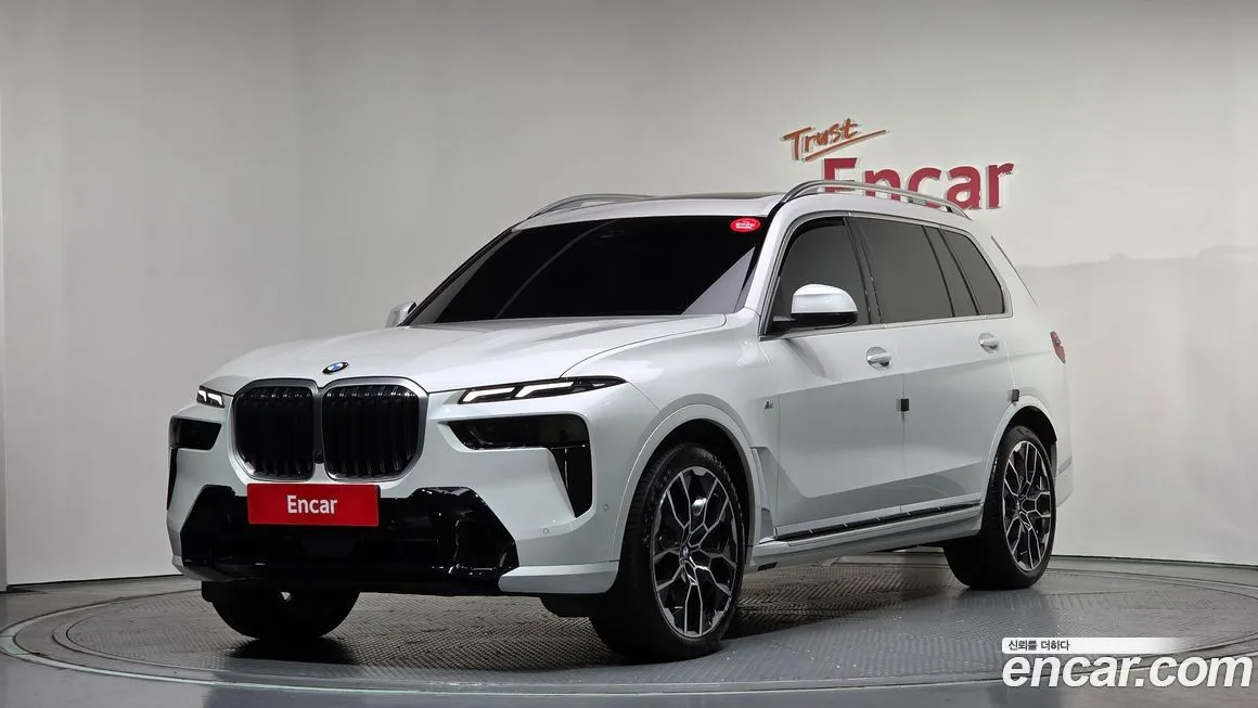 BMW X7 — фото 1