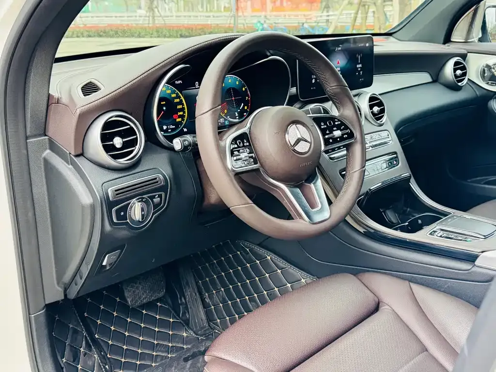 Mercedes-Benz GLC 2022 из CN, фото 8