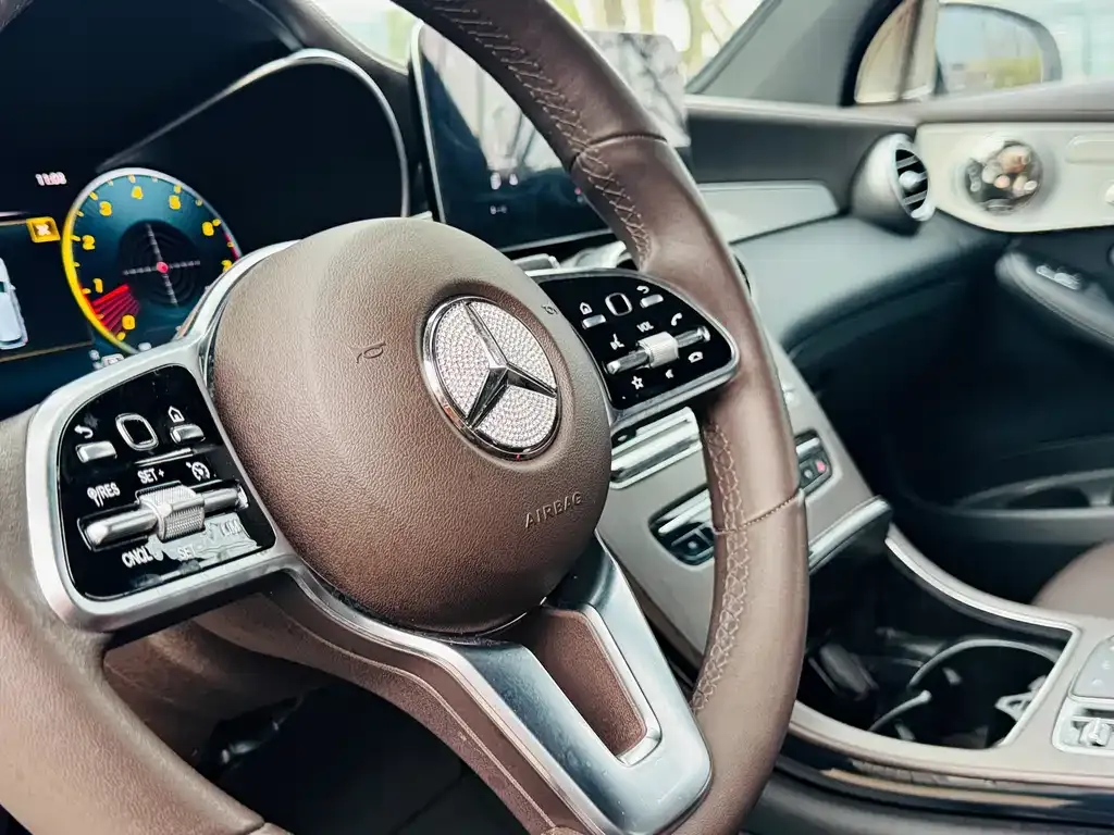 Mercedes-Benz GLC 2022 из CN, фото 10