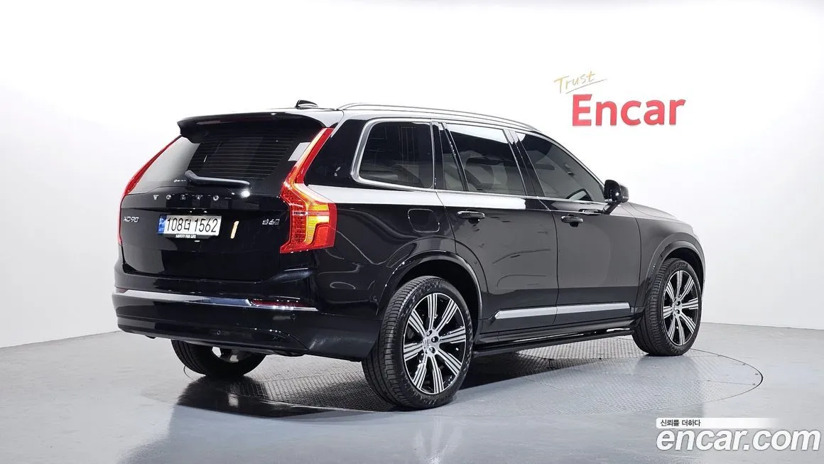 Volvo XC90 — фото 7