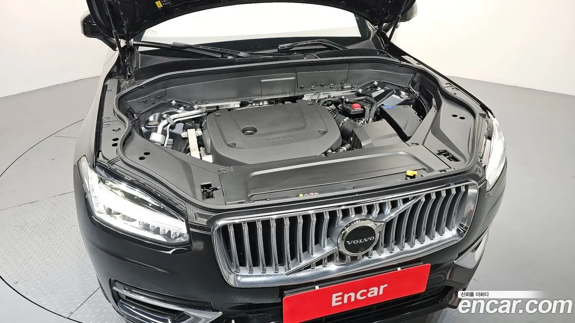 Volvo XC90 — фото 10