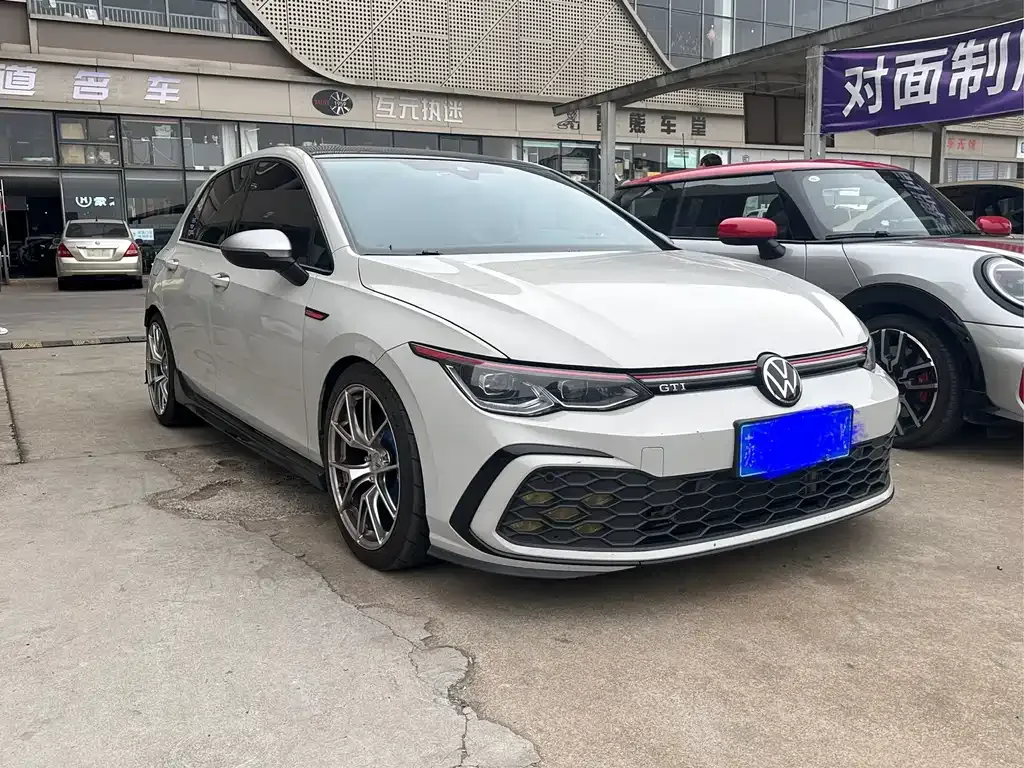 Volkswagen Golf 2022 из CN, фото 7