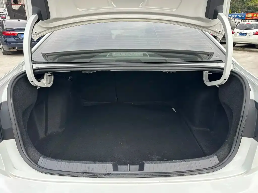 Volkswagen Sagitar 2021 из CN, фото 5