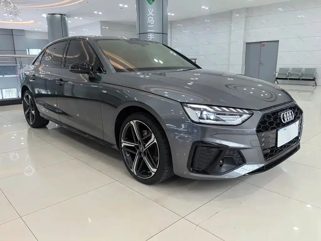 Audi A4L 2024 из CN, фото 1