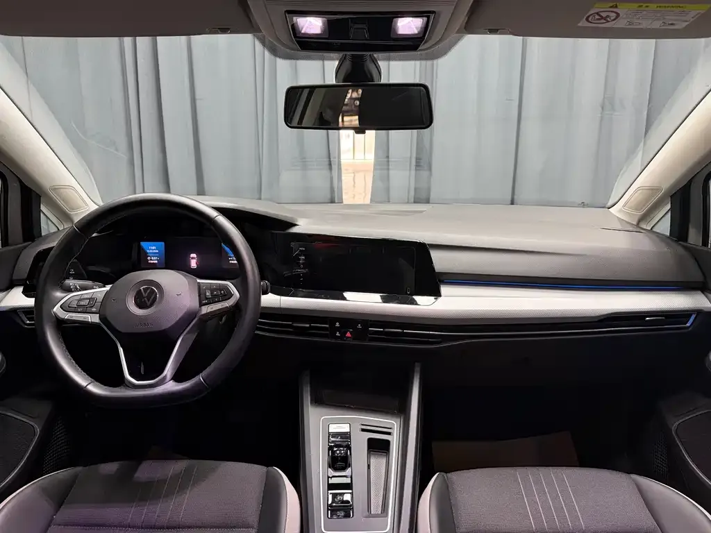 Volkswagen Golf 2022 из CN, фото 8