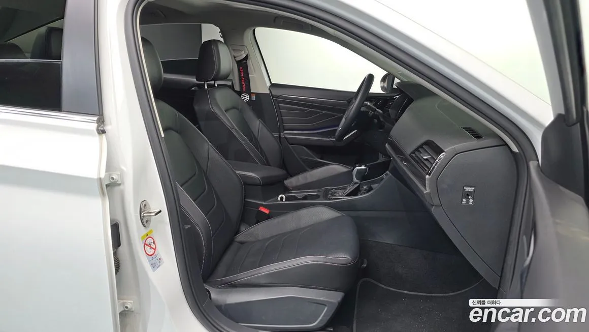 Volkswagen Jetta 2023 из KR, фото 7