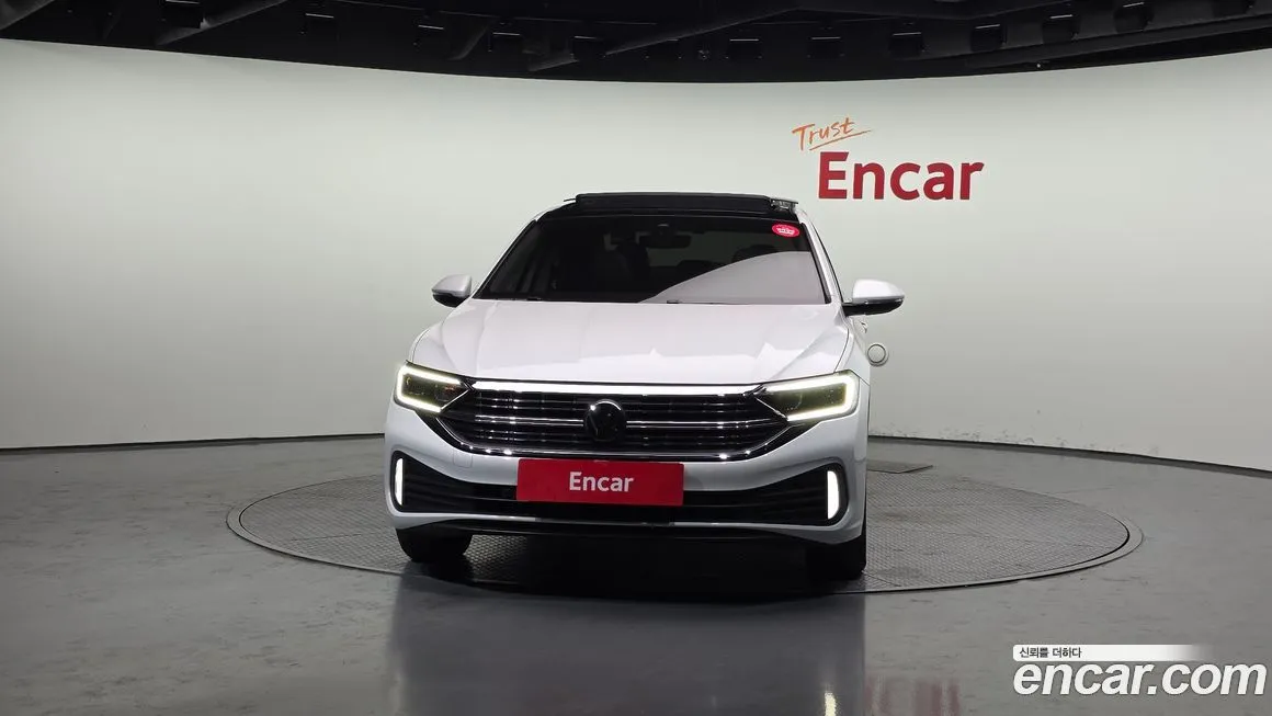 Volkswagen Jetta 2023 из KR, фото 2