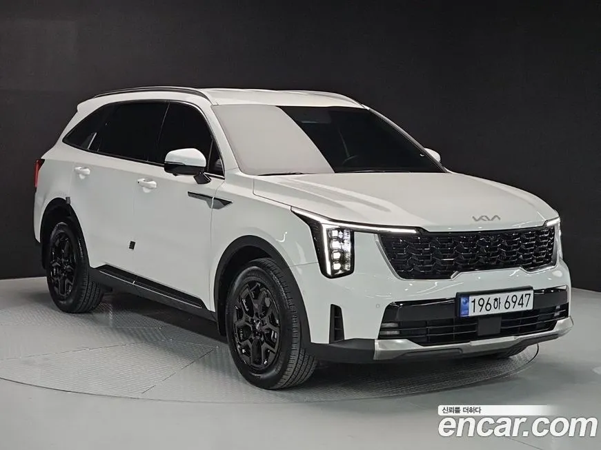 Kia Sorento — фото 7