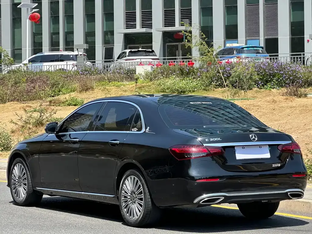 Mercedes-Benz E-Class 2023 из CN, фото 5