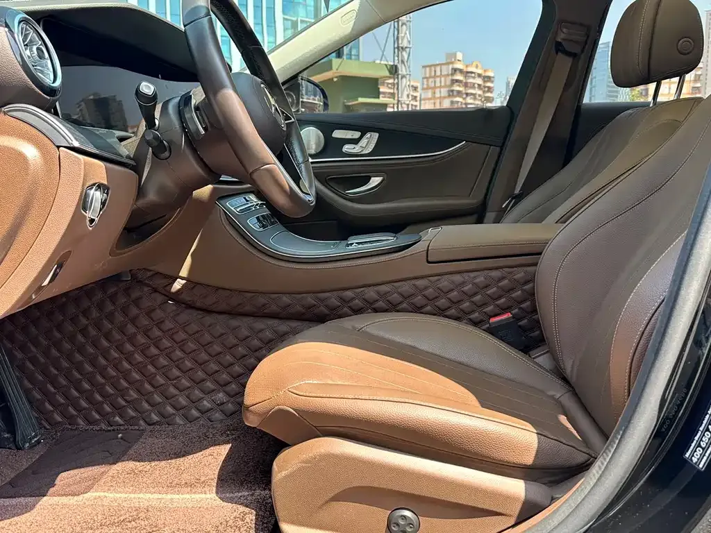 Mercedes-Benz E-Class 2023 из CN, фото 6