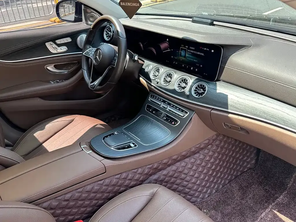 Mercedes-Benz E-Class 2023 из CN, фото 4