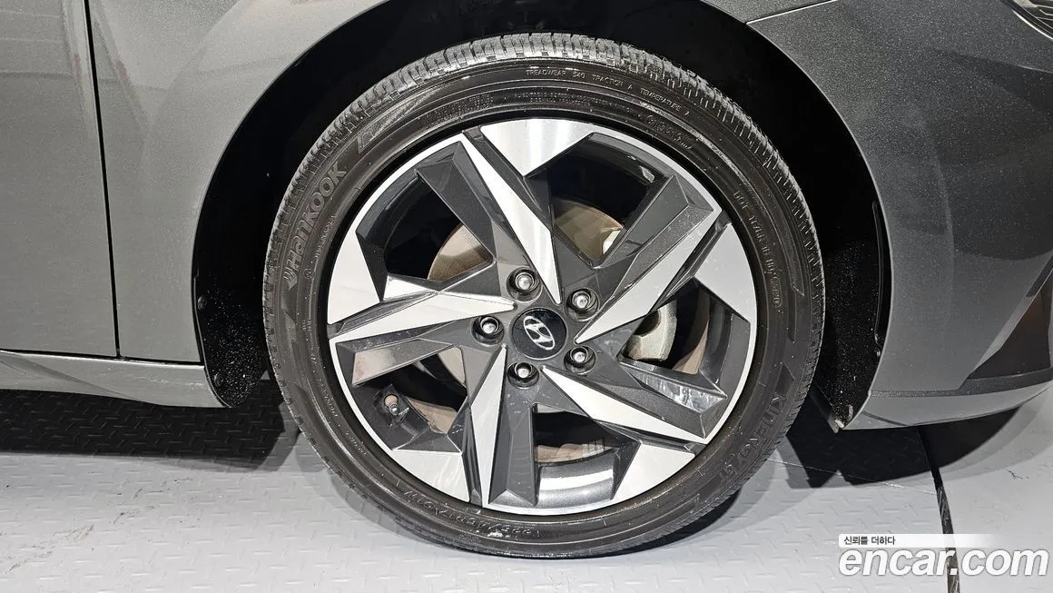 Hyundai AVANTE — фото 6