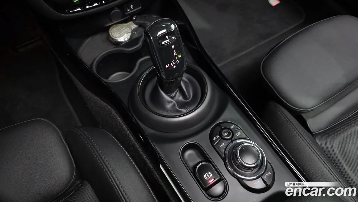 Mini Clubman 2023 из KR, фото 3