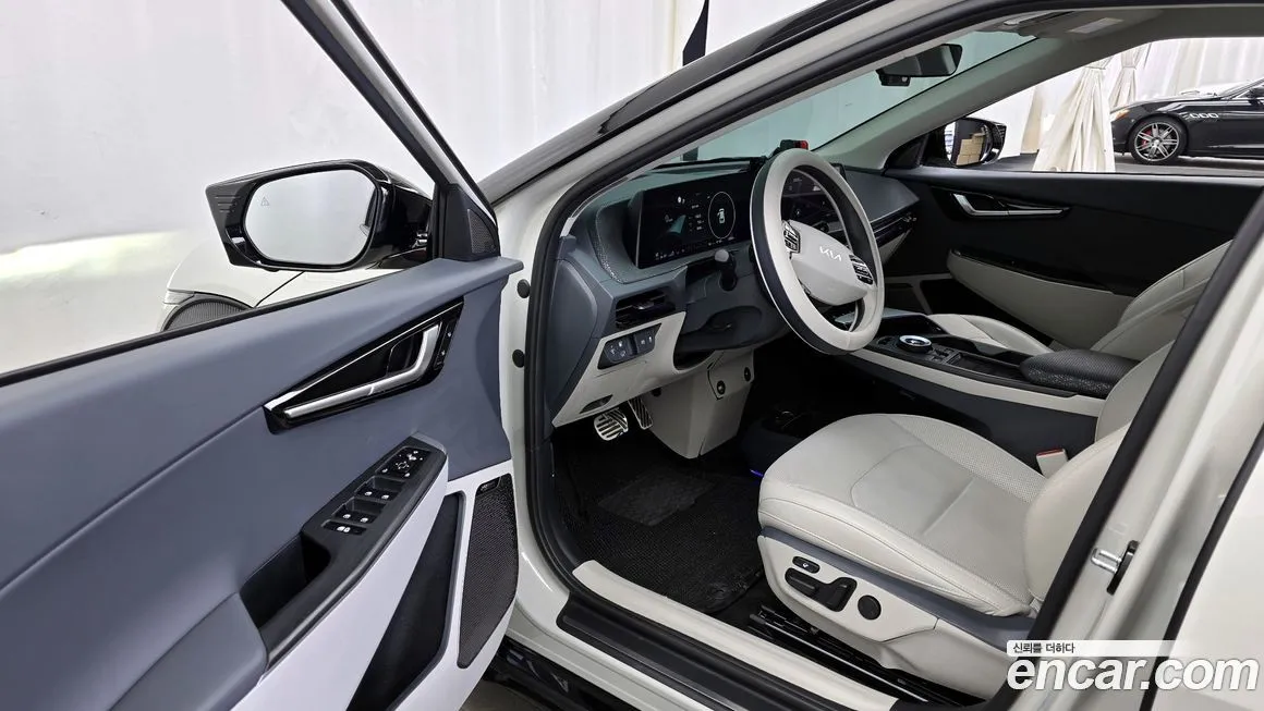 Kia EV6 2023 из KR, фото 4