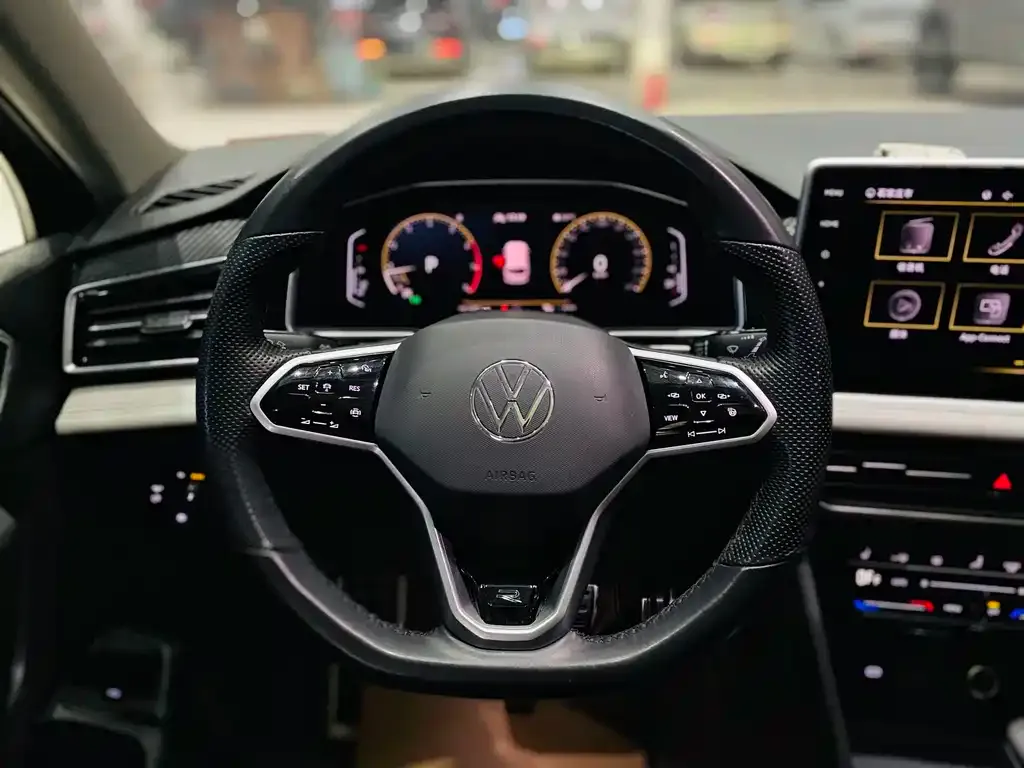 Volkswagen Tiguan L 2022 из CN, фото 4