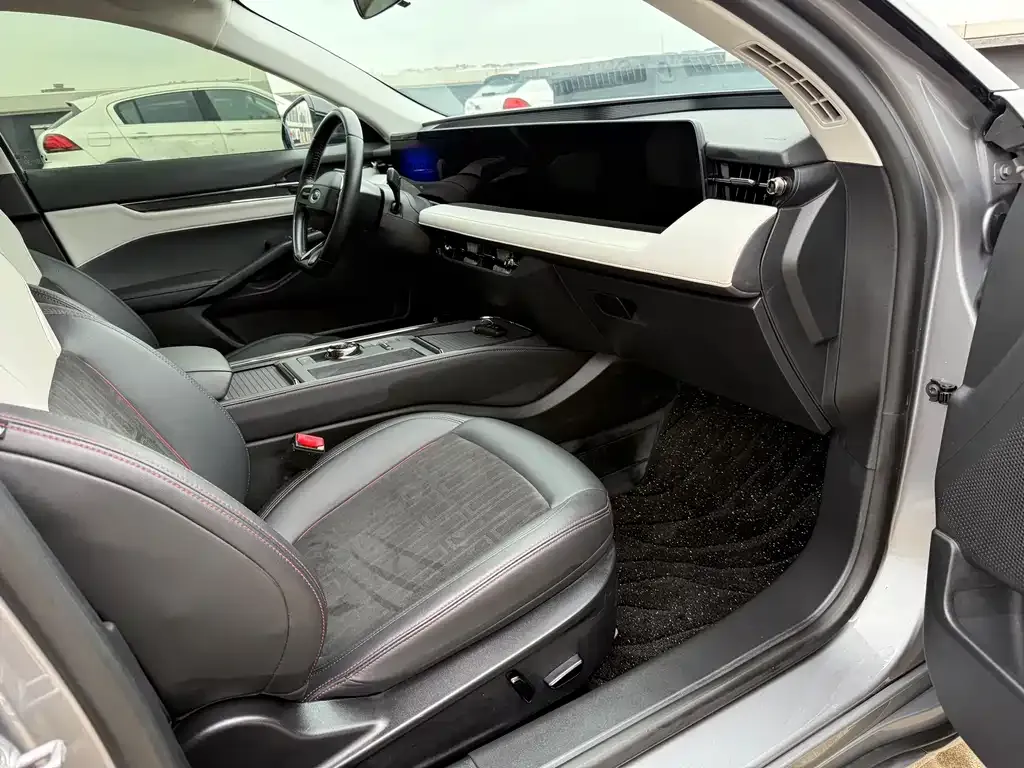 Ford Mondeo 2022 из CN, фото 10