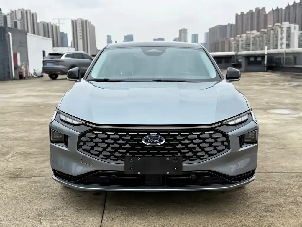 Ford Mondeo 2022 из CN, фото 2
