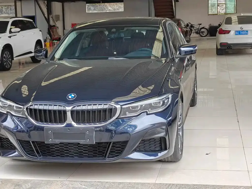 BMW 3 Series 2023 из CN, фото 10