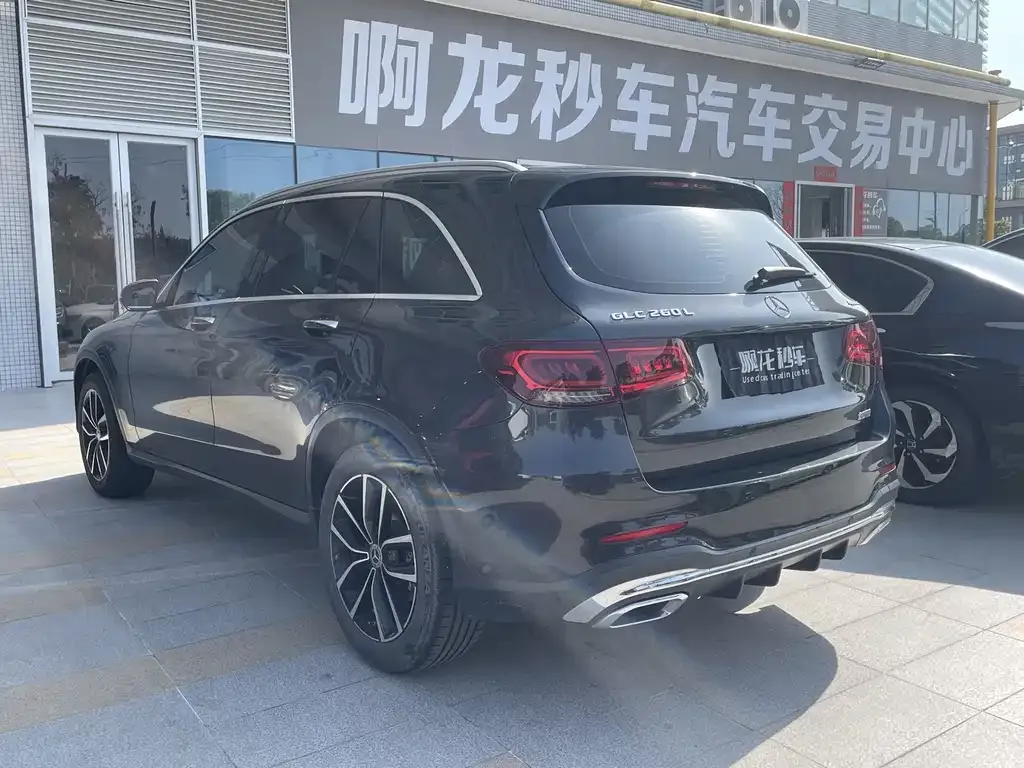 Mercedes-Benz GLC 2023 из CN, фото 2