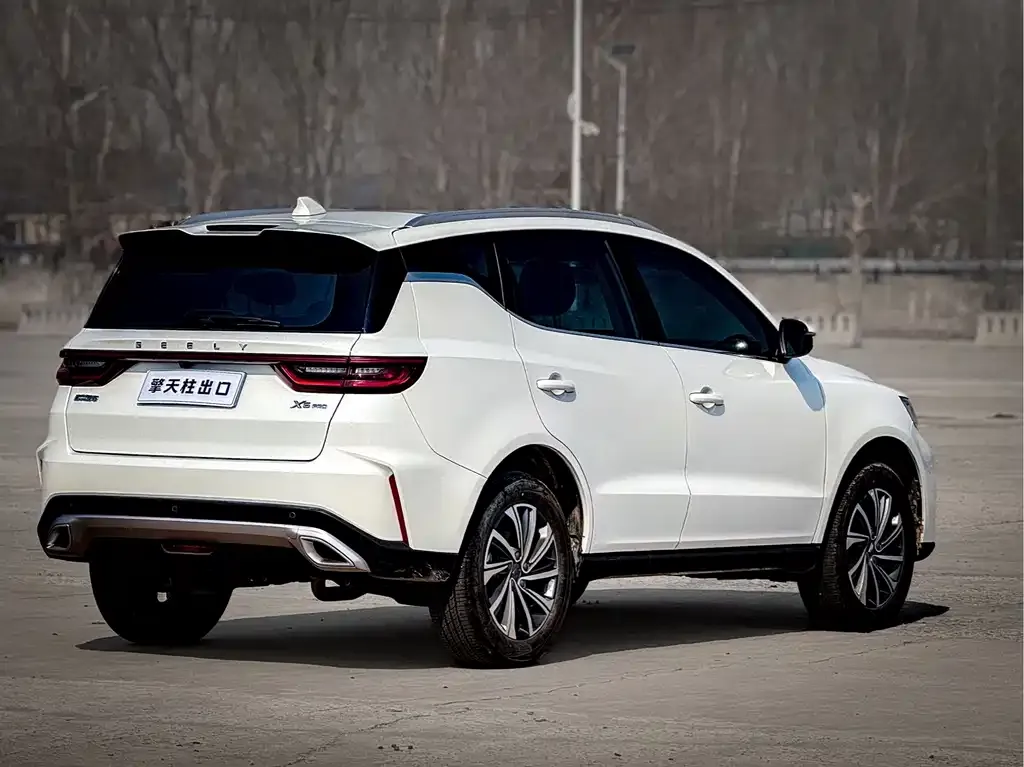 Geely Vision X6 — фото 10