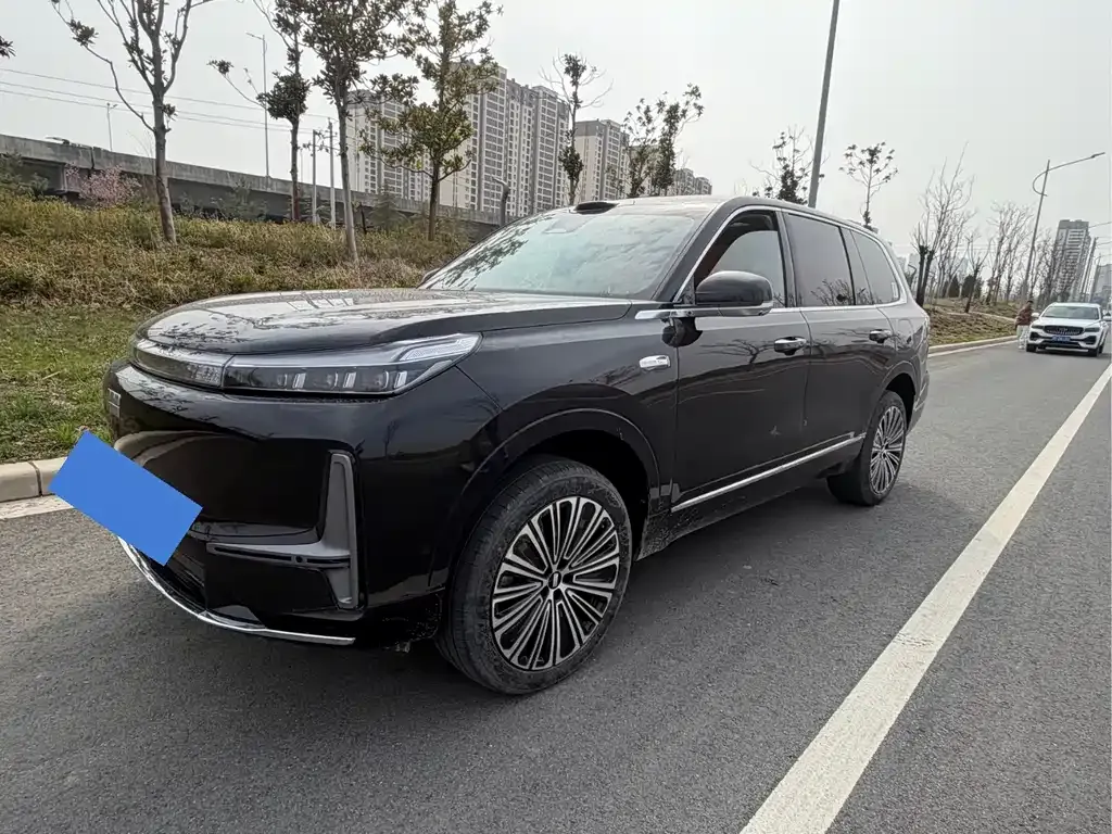 Geely 银河M9 2025 из CN, фото 3