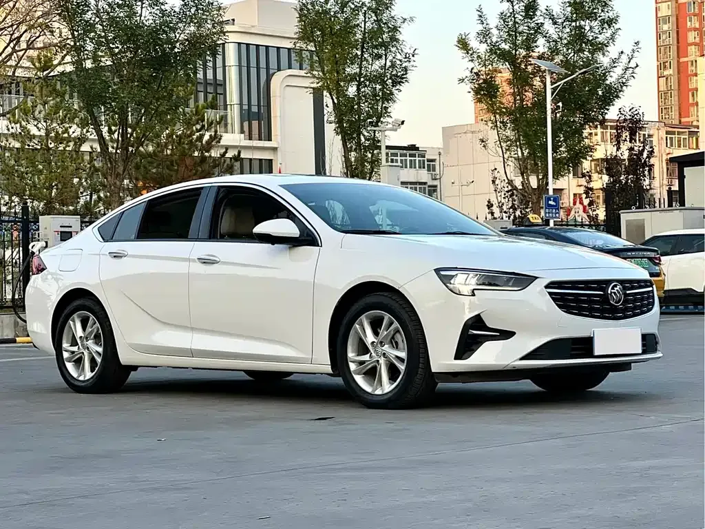 Buick Regal — фото 8