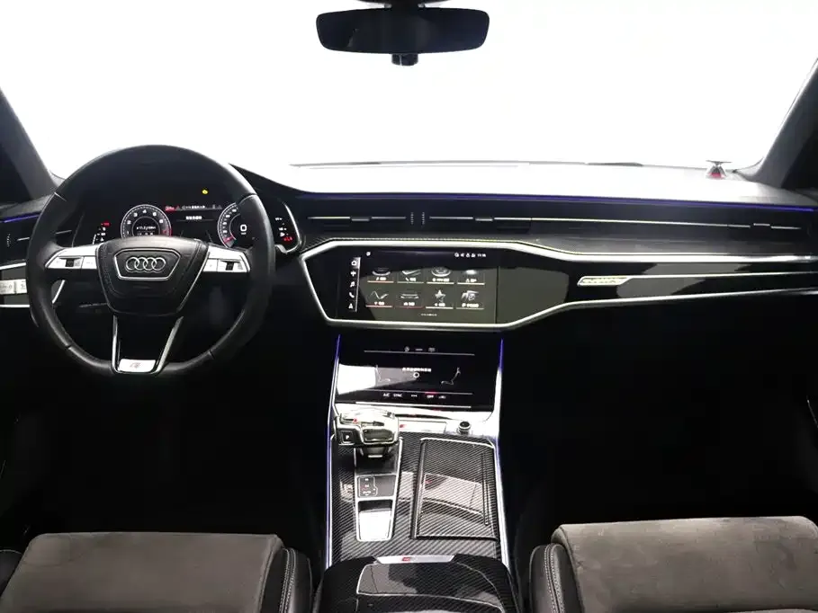 Audi A6L — фото 10