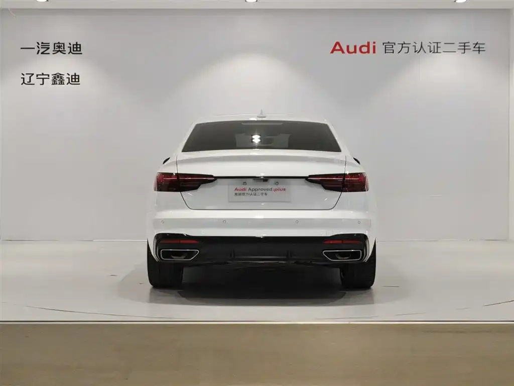 Audi A4L 2021 из CN, фото 4