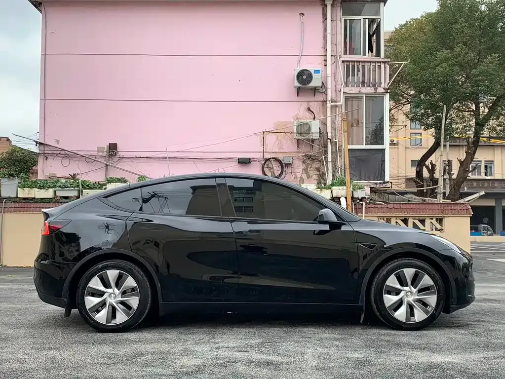 Tesla Model Y 2022 из CN, фото 8