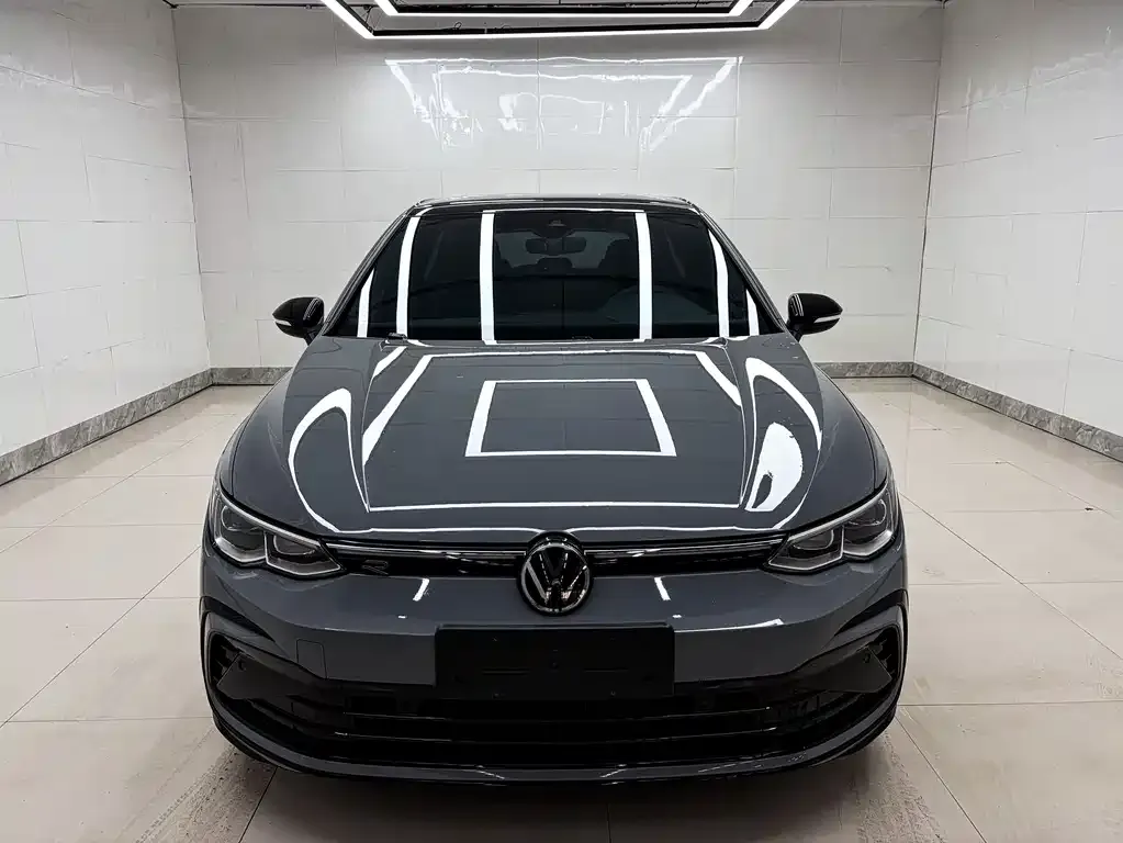 Volkswagen Golf — фото 5