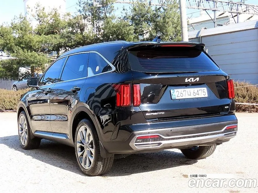 Kia Sorento — фото 9