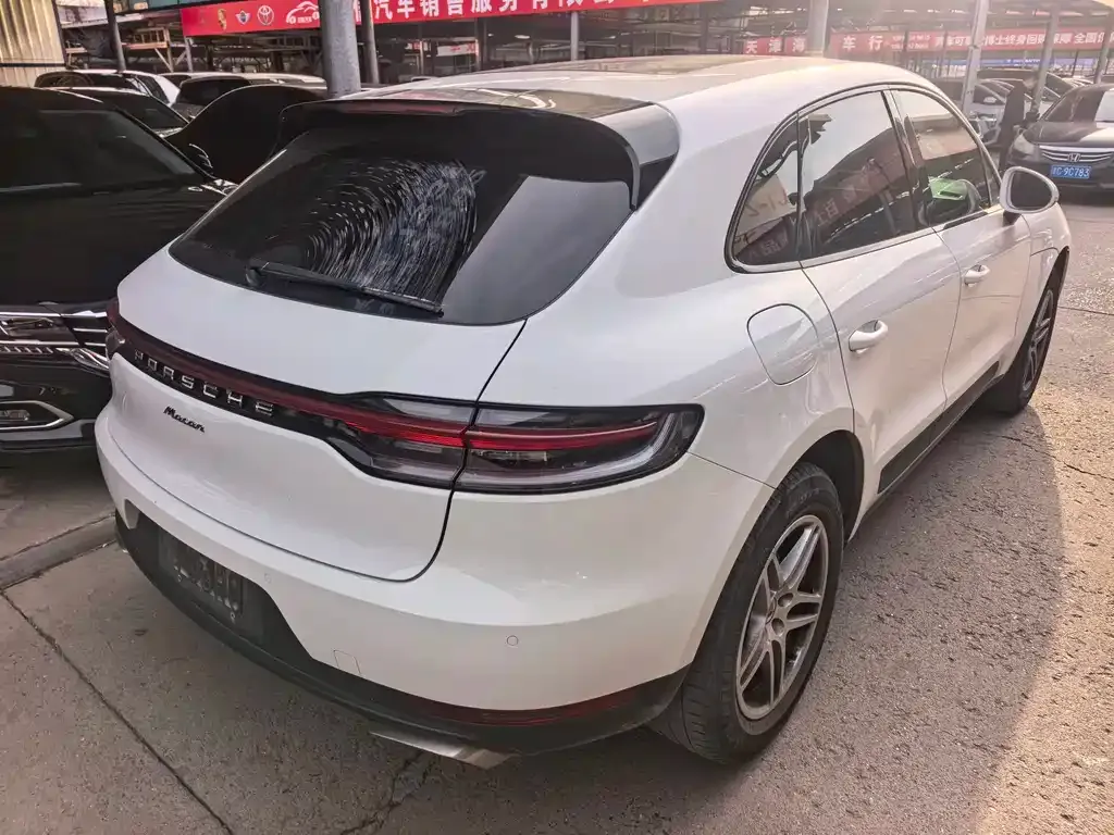 Porsche Macan — фото 4