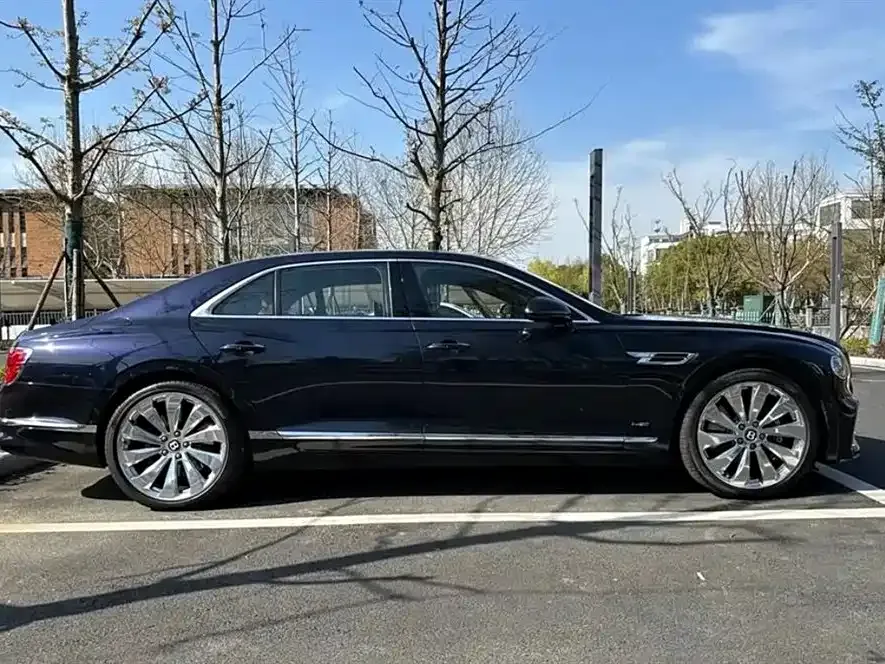 Bentley Flying Spur 2022 из CN, фото 2
