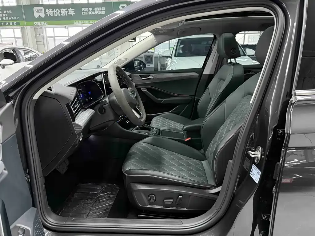 Volkswagen Sagitar 2023 из CN, фото 5
