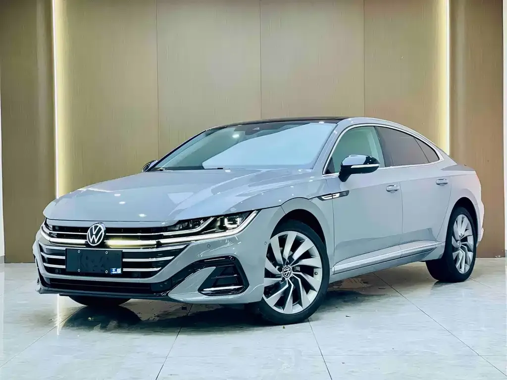Volkswagen CC — фото 1