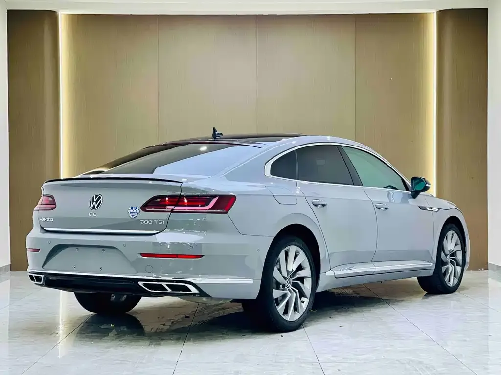 Volkswagen CC — фото 2