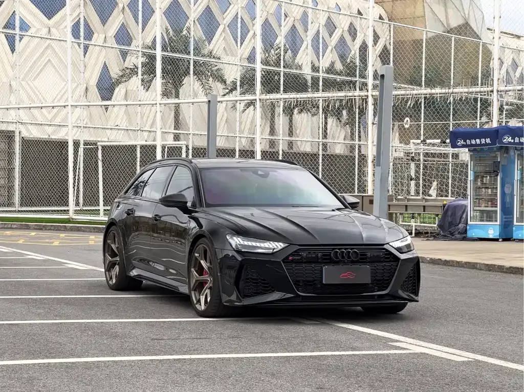 Audi RS 6 2024 из CN, фото 7