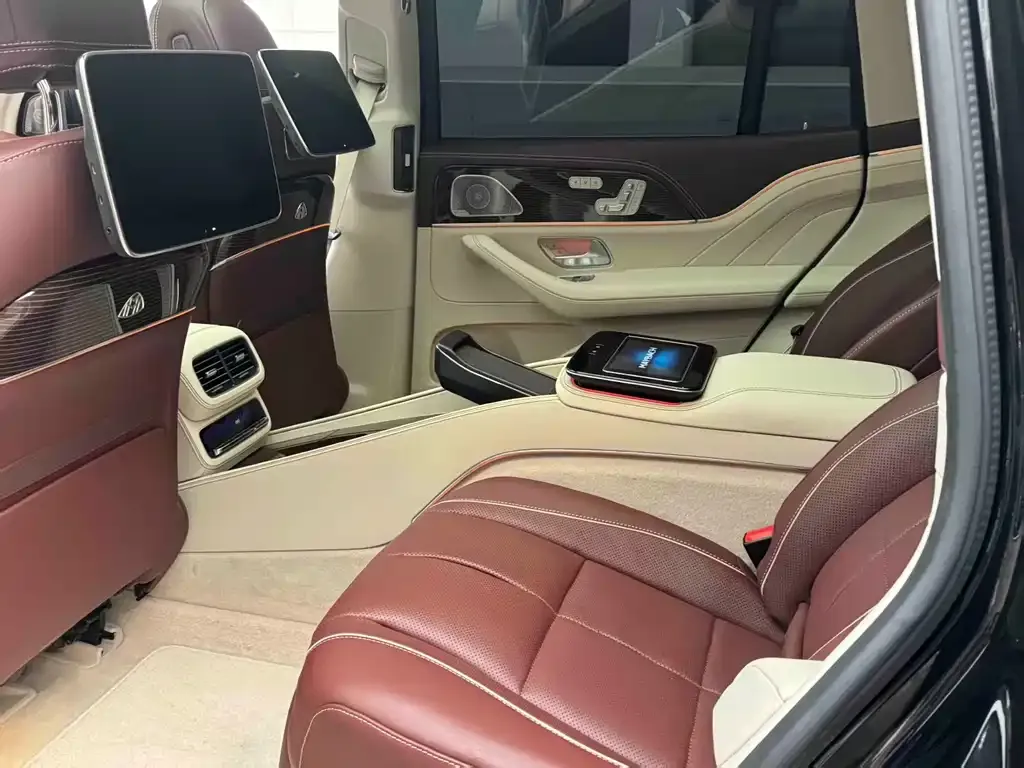 Mercedes-Benz GLS — фото 4