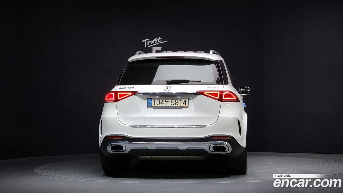 Mercedes-Benz GLE-Class — фото 7