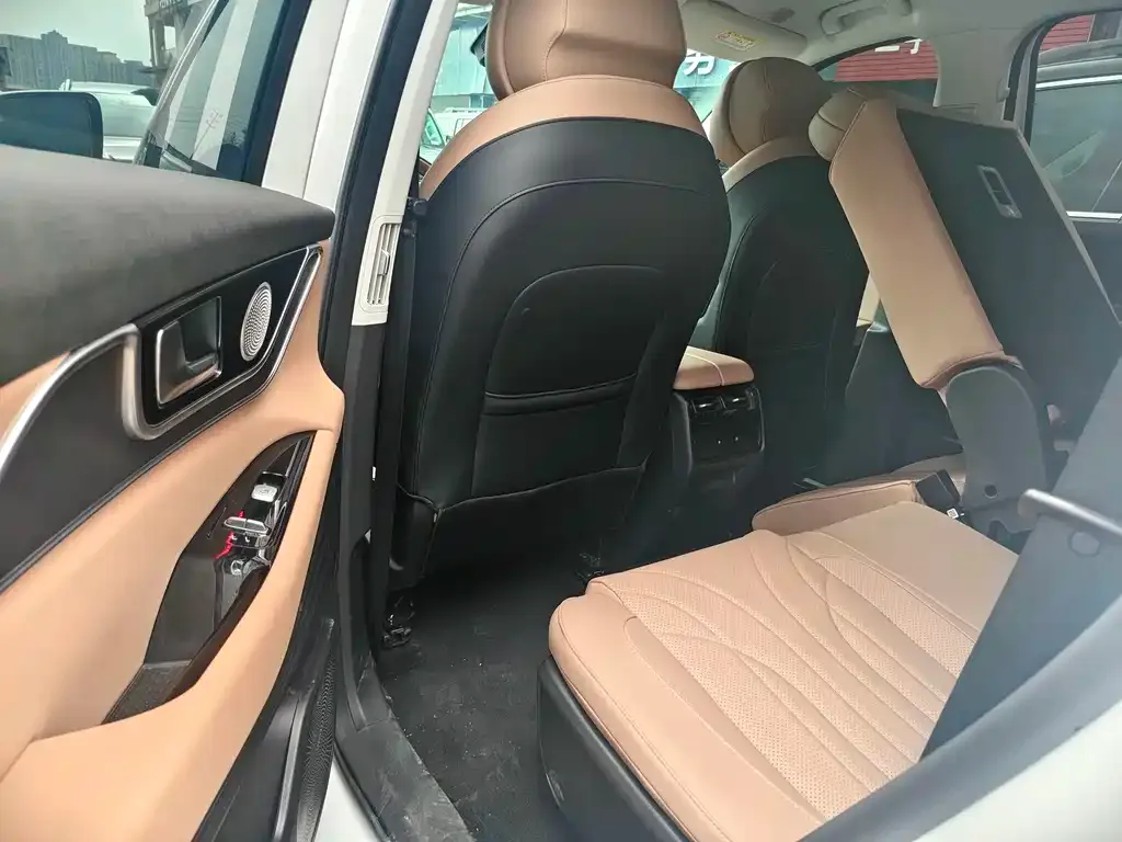 Chery 8L 2024 из CN, фото 10