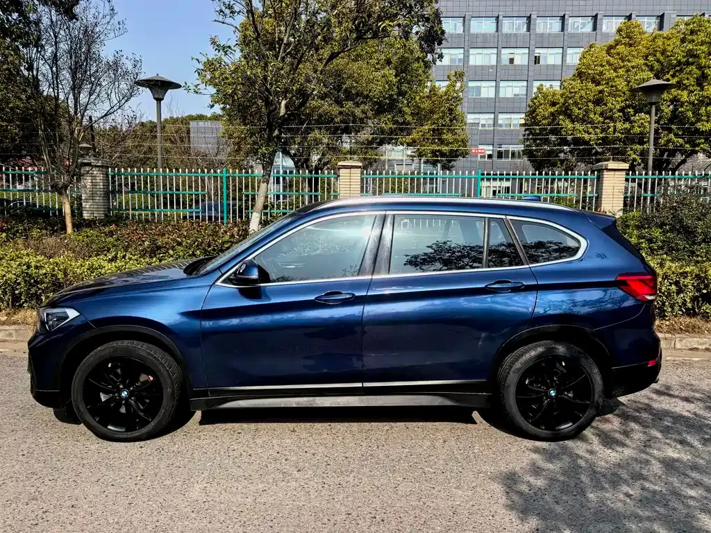 BMW X1 2021 из CN, фото 8